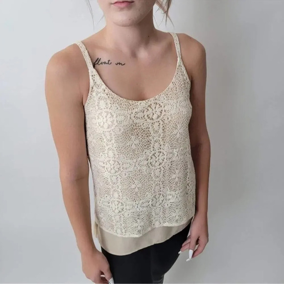 CAbi It Girl Lace Cami Top - Picture 1 of 11